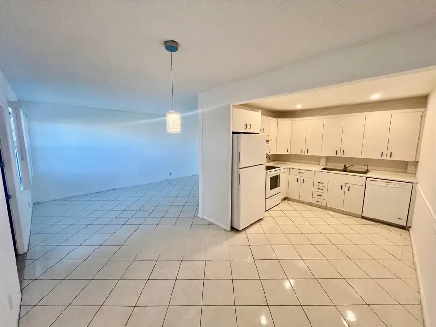 3002 Newcastle A, Boca Raton, FL 33434 - #3