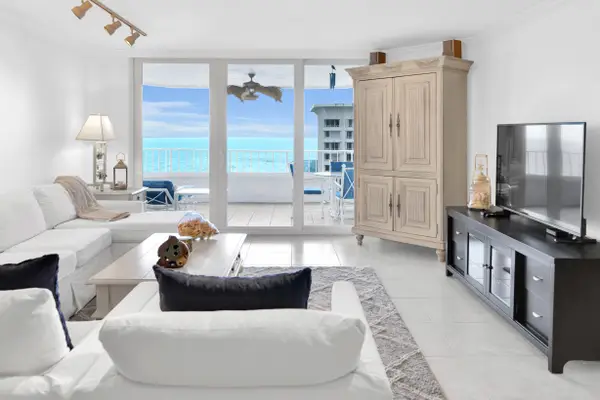 500 S Ocean Boulevard #2204, Boca Raton, FL 33432