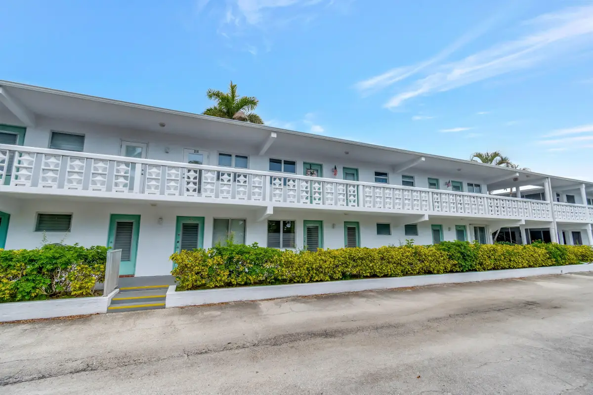 2161 NE 42nd Court, Lighthouse Point, FL 33064 - #1