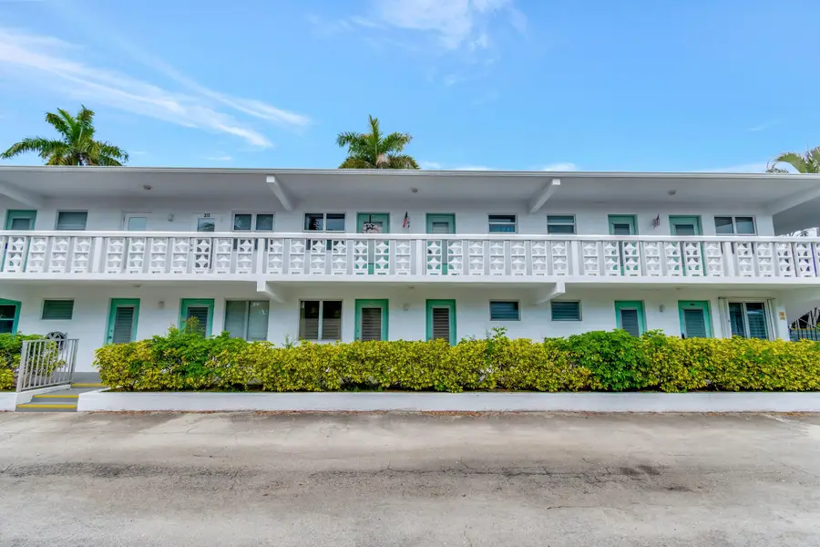 2161 NE 42nd Court, Lighthouse Point, FL 33064 - #2