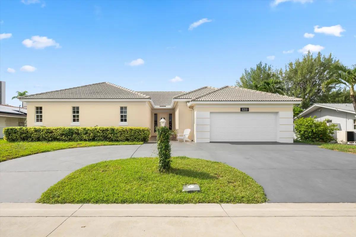 1211 Singer Drive, Singer Island, FL 33404 - #1
