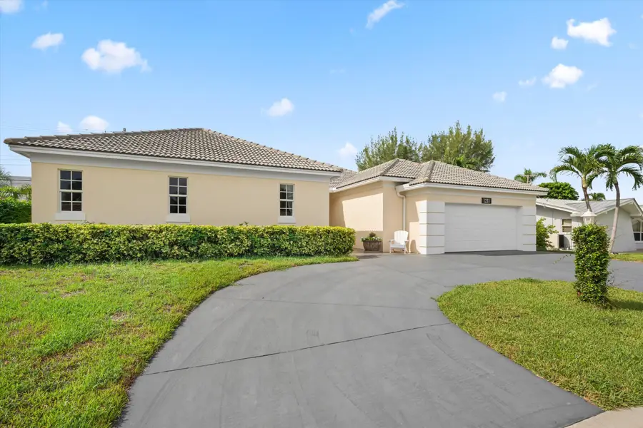 1211 Singer Drive, Singer Island, FL 33404 - #2