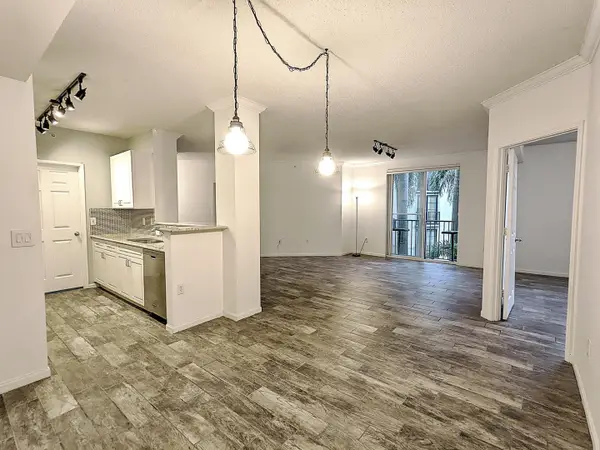 630 S Sapodilla Avenue #308, West Palm Beach, FL 33401