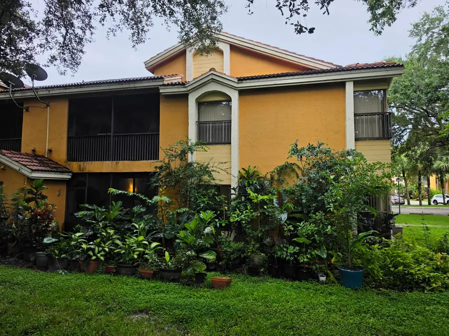 3852 Coral Tree Circle, Coconut Creek, FL 33073 - #2