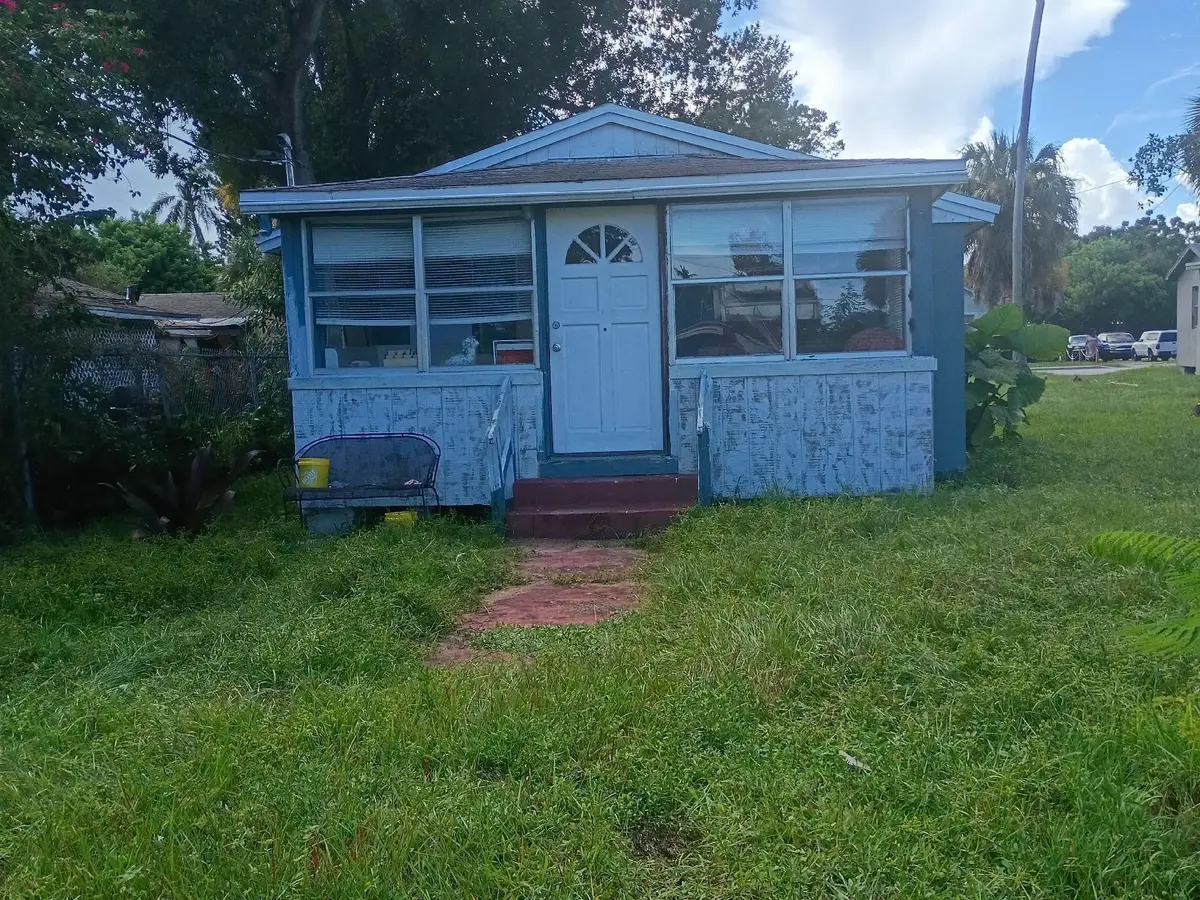 703 Dundas Court, Fort Pierce, FL 34950 - #1