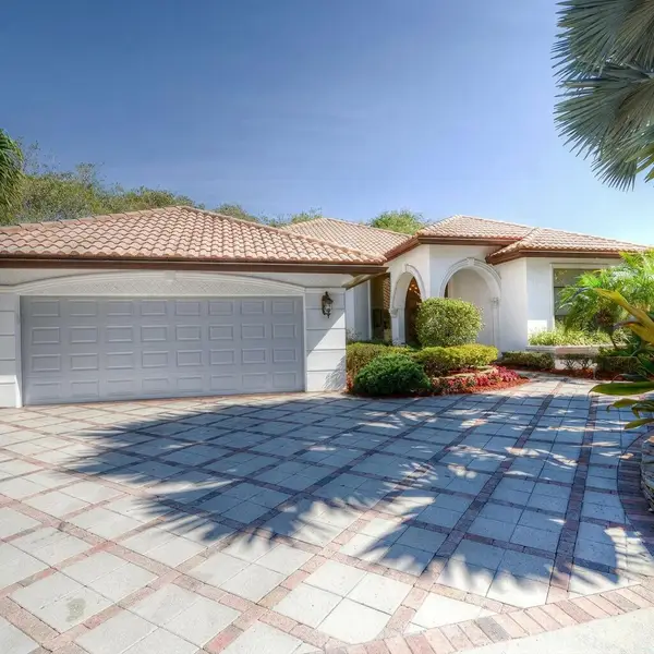5742 Saint Annes Way, Boca Raton, FL 33496