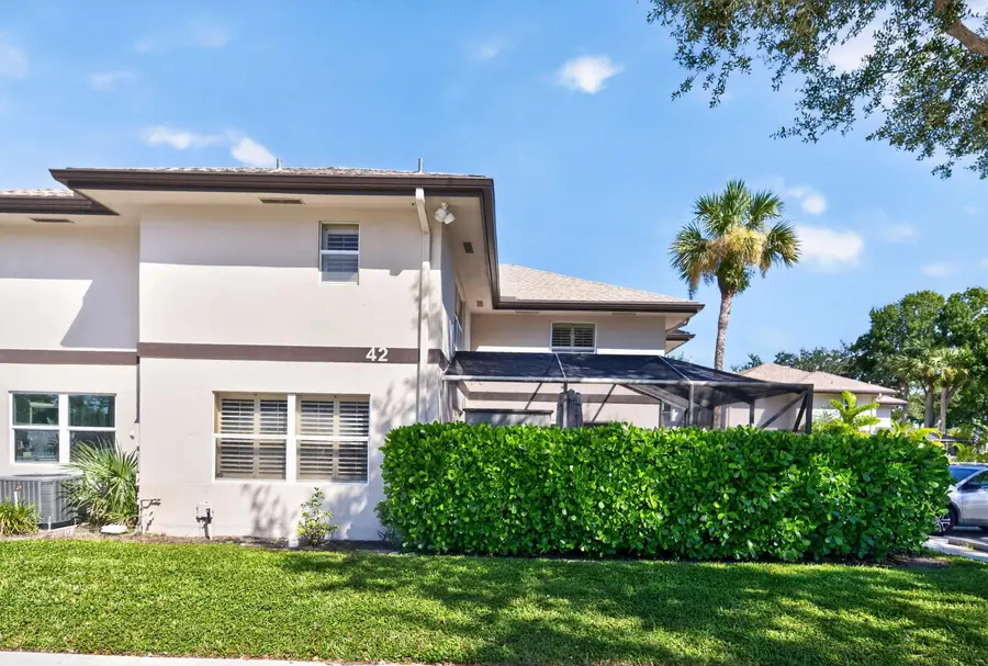 42 Essex Court #B, Royal Palm Beach, FL 33411 - #2