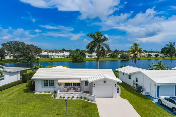 2201 SW Roma Way Sw, Boynton Beach, FL 33426