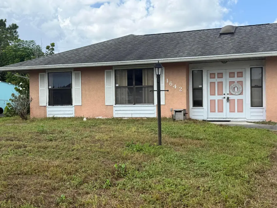1642 SE Ocean Lane, Port Saint Lucie, FL 34983 - #2