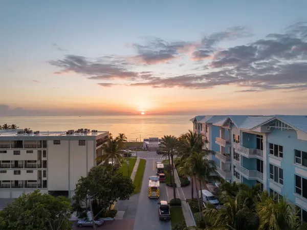 701 SE 21st Avenue #302, Deerfield Beach, FL 33441