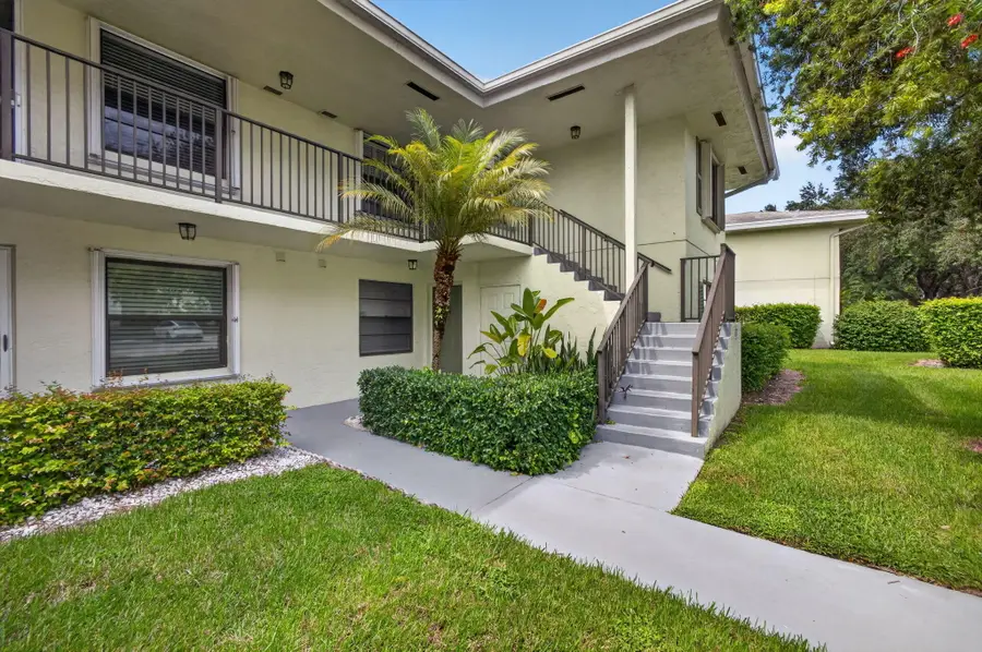 1701 Sabal Ridge Circle #D, Palm Beach Gardens, FL 33418 - #3