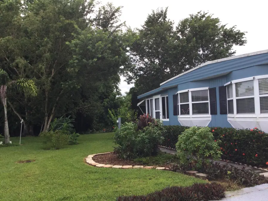 8 Santa Fe Lane, Port Saint Lucie, FL 34952 - #2