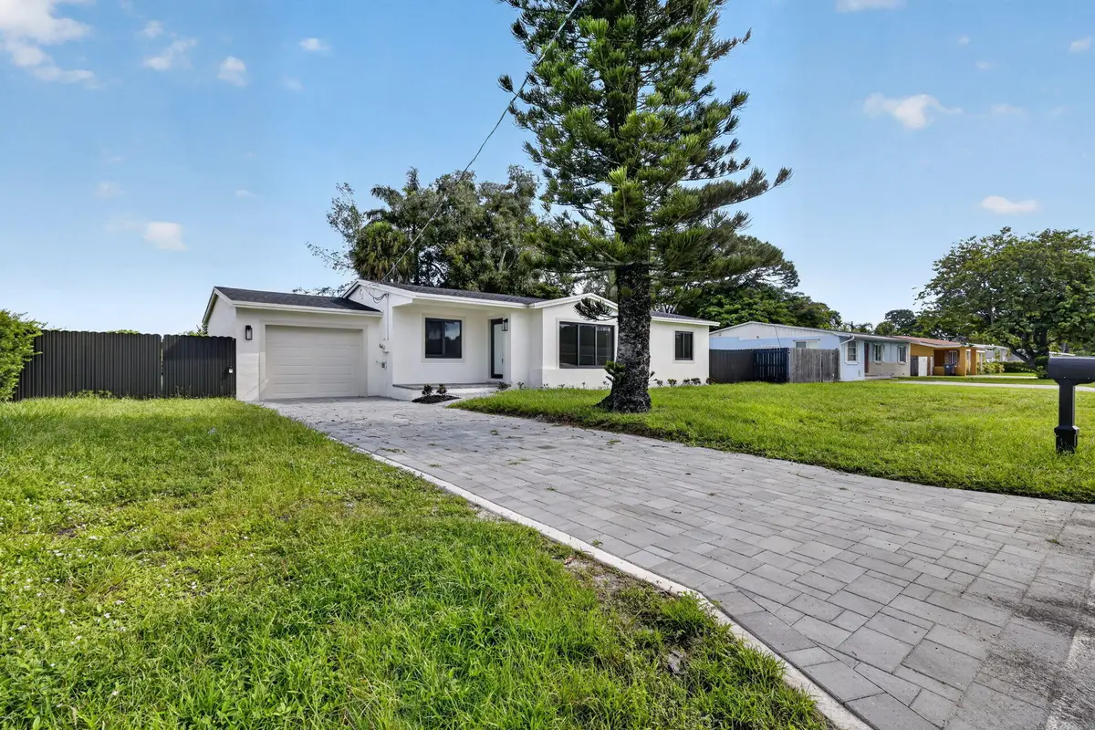 3185 Riddle Road, West Palm Beach, FL 33406 - #1