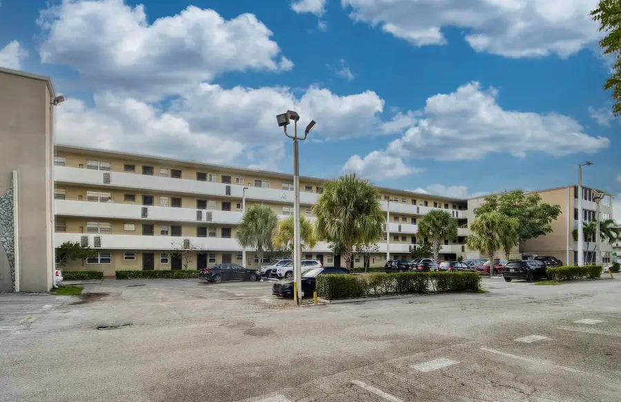 1690 NE 191st Street #405-1, North Miami Beach, FL 33179 - #2