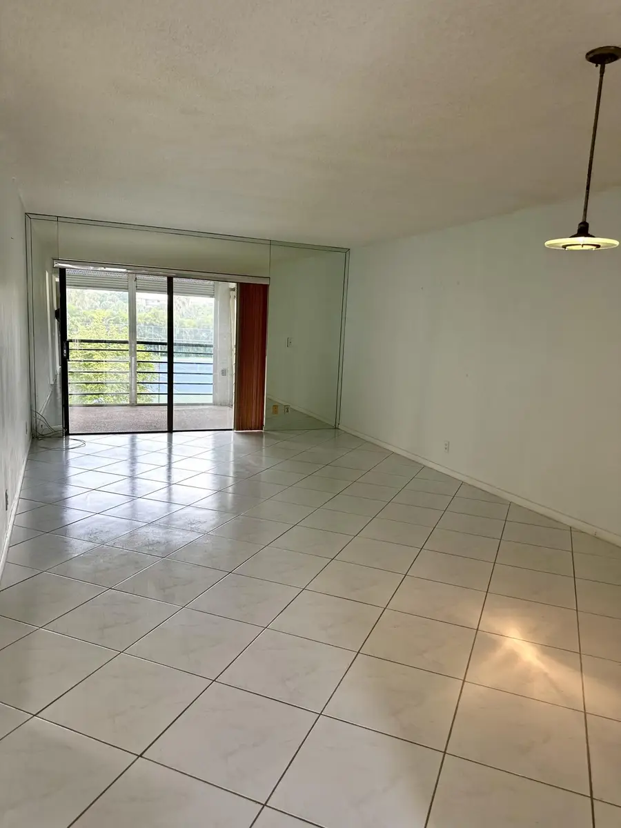 9370 SW 8th Street, Boca Raton, FL 33428 - #3