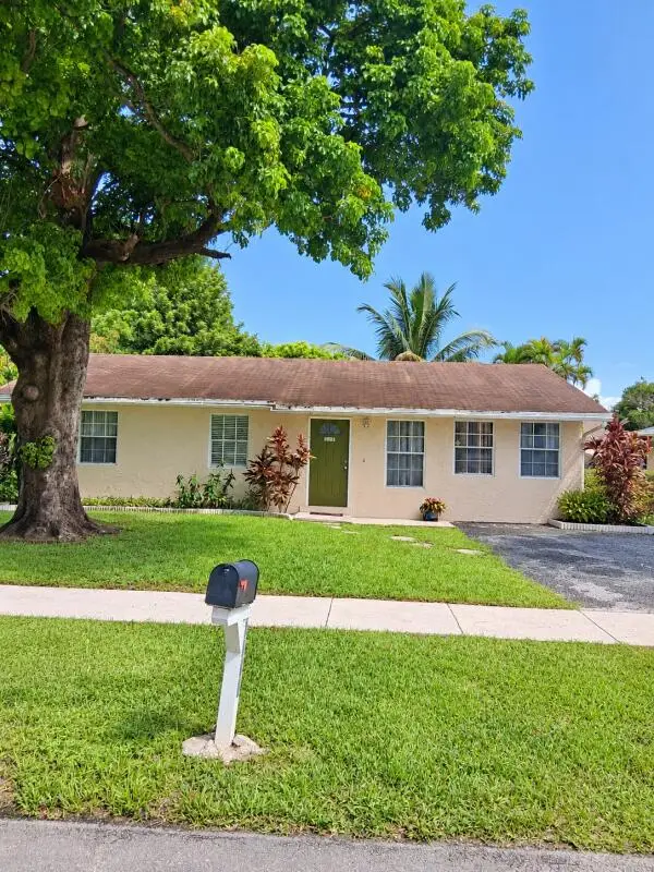 8171 SW 5th Court, North Lauderdale, FL 33068