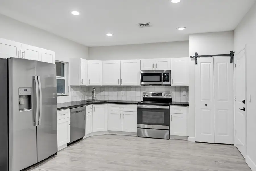 1035 NW 2nd Avenue, Fort Lauderdale, FL 33311 - #2