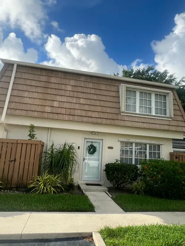 4338 Hazel Avenue #D, Palm Beach Gardens, FL 33410