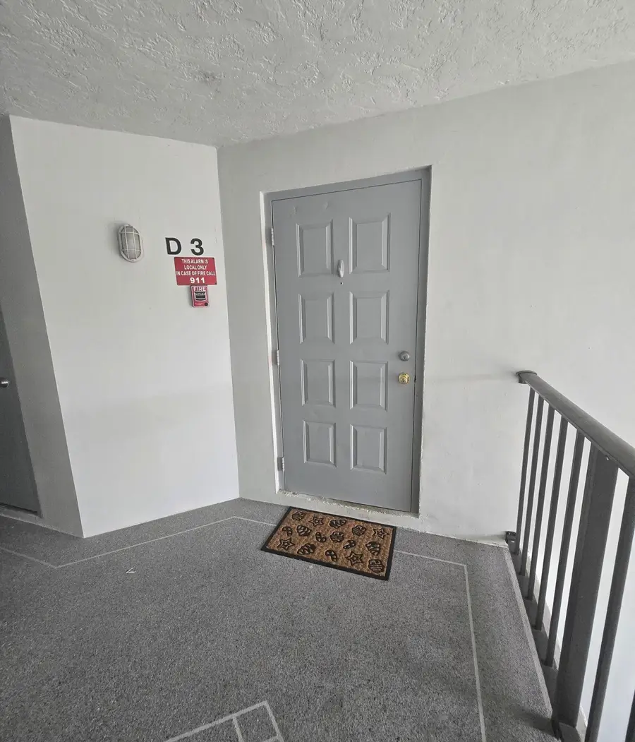 1009 Green Pine Boulevard #D3, West Palm Beach, FL 33409 - #2