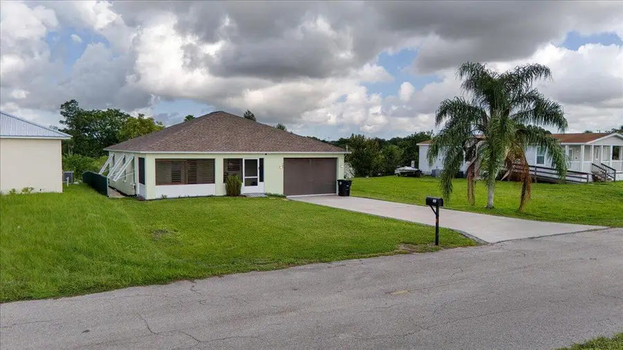 908 Riverside Drive Sw, Moore Haven, FL 33471 - #3