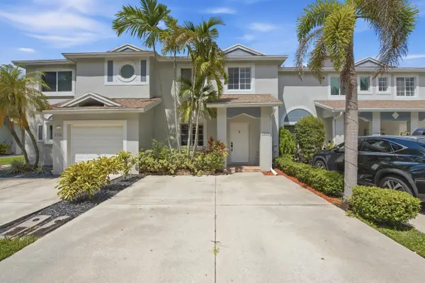 4441 SW 11th Place, Deerfield Beach, FL 33442