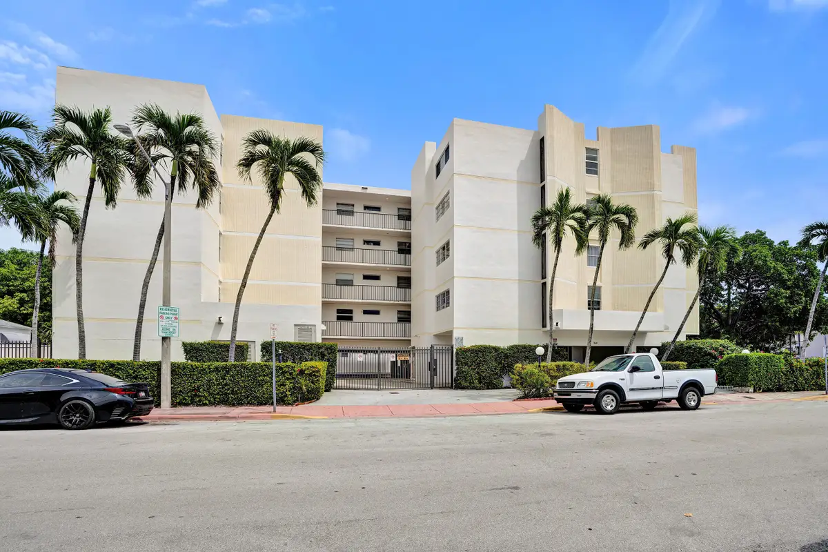 7601 Byron Avenue #3C, Miami Beach, FL 33141 - #1
