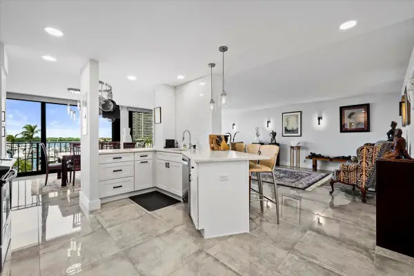 120 Lakeshore Drive #4360, North Palm Beach, FL 33408
