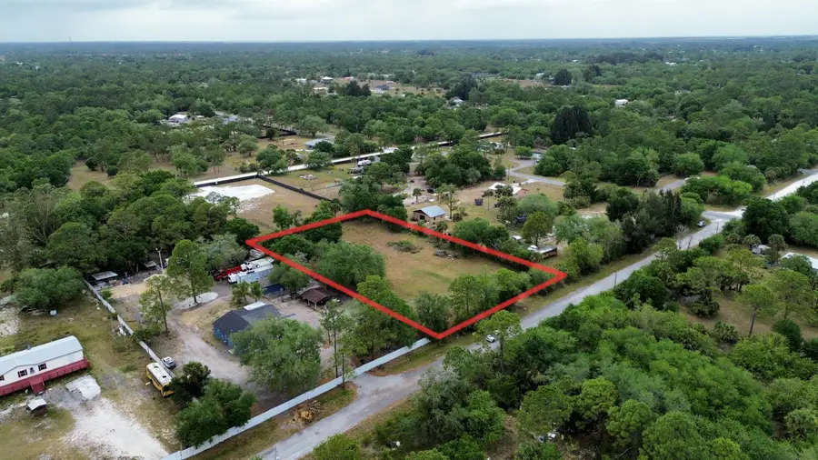 320 S Jinete Street, Clewiston, FL 33440 - #2