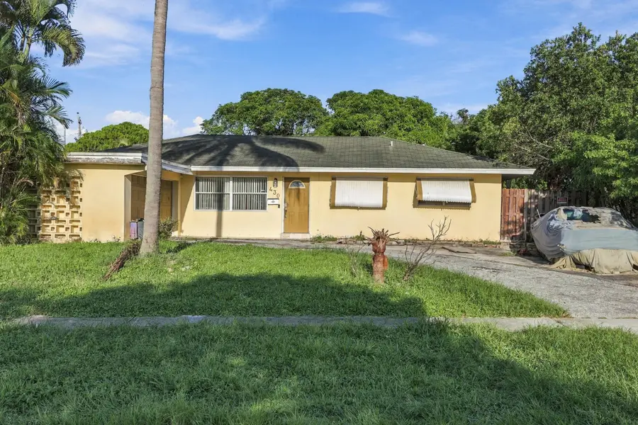 430 N Ware Drive, West Palm Beach, FL 33409 - #2