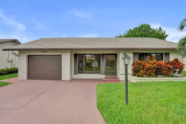 2253 SW 17th Drive, Deerfield Beach, FL 33442