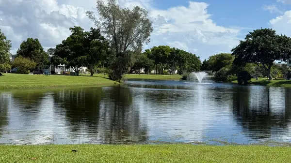 1034 Farnham O #1034, Deerfield Beach, FL 33442