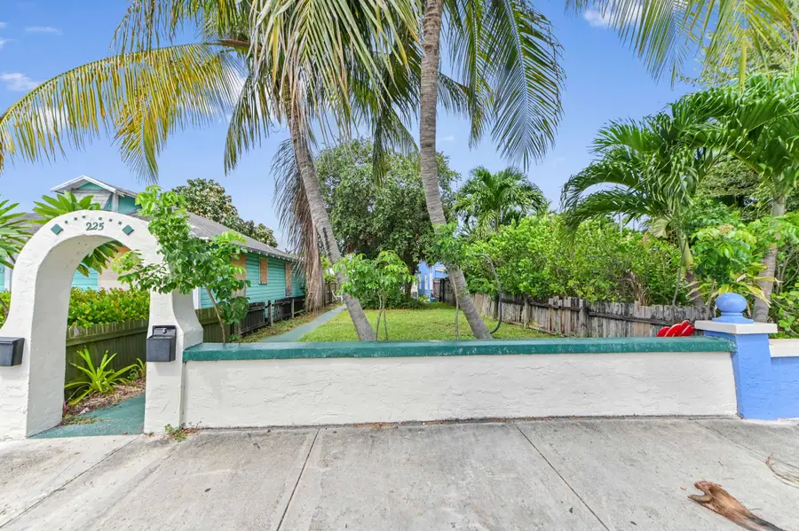 225 N M Street #1, Lake Worth Beach, FL 33460 - #3