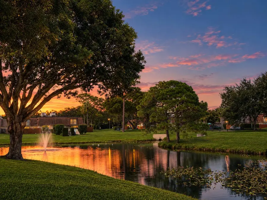 4216 Palm Bay Circle #B, West Palm Beach, FL 33406 - #2
