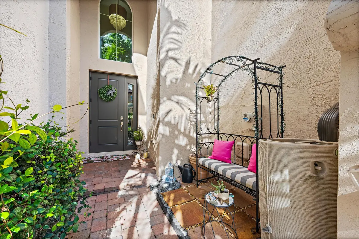 4673 Mediterranean Circle, Palm Beach Gardens, FL 33418 - #1
