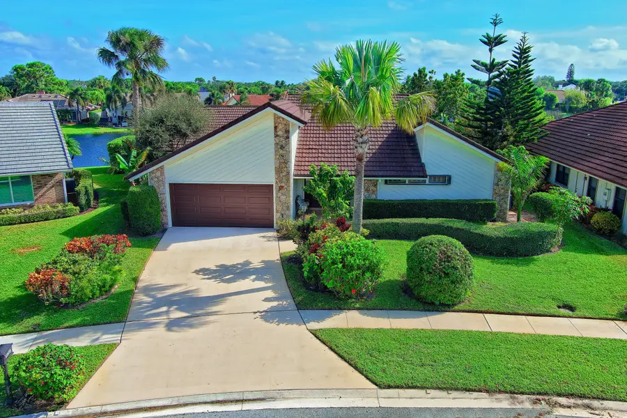 12870 La Rochelle Circle, Palm Beach Gardens, FL 33410 - #3