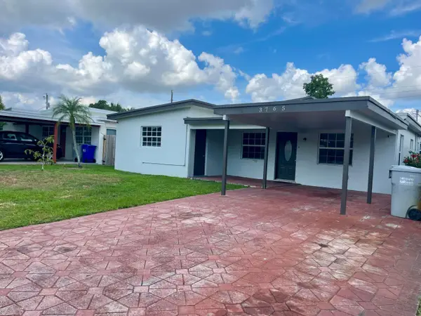 3765 NE 18th Avenue, Pompano Beach, FL 33064
