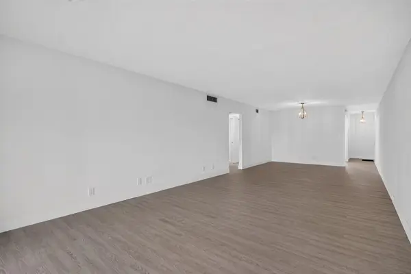 2802 Victoria Way #O3, Coconut Creek, FL 33066