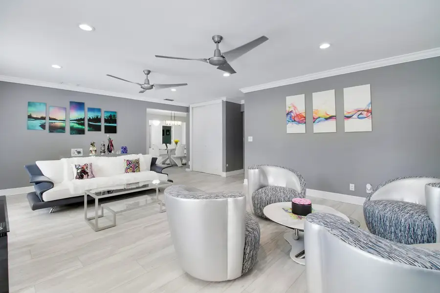 8552 Thousand Pines Circle, West Palm Beach, FL 33411 - #2