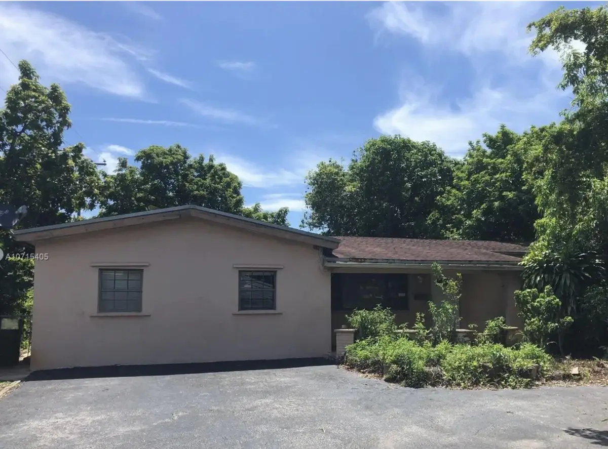 7571 Lasalle Boulevard, Miramar, FL 33023 - #1