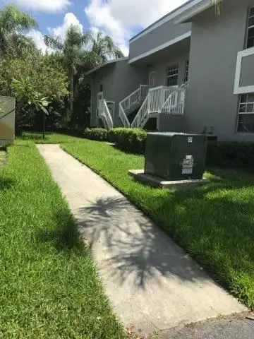 450 NE 210th Cir Terrace #104-6C, Miami, FL 33179
