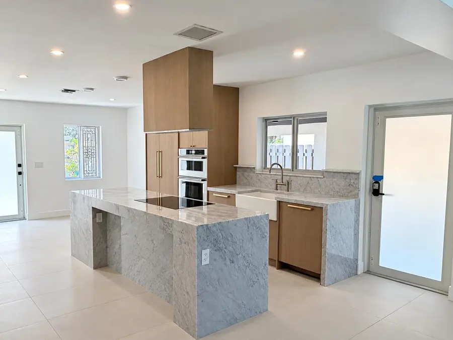 1516 NE 15th Avenue, Fort Lauderdale, FL 33304 - #2