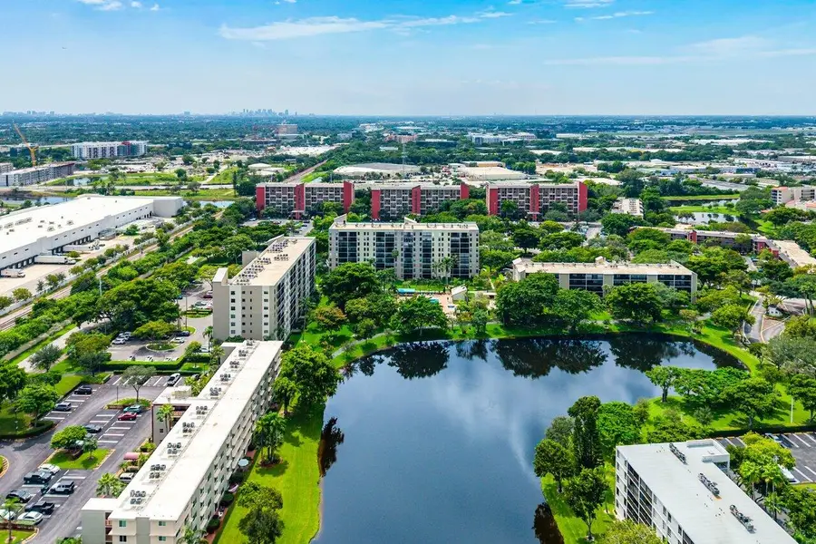 2205 S Cypress Bend Drive #103, Pompano Beach, FL 33069 - #2