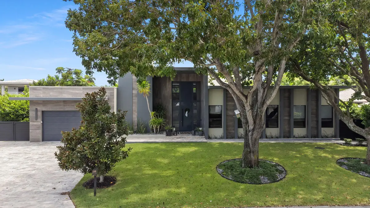 2424 NE 27th Avenue, Fort Lauderdale, FL 33305 - #1