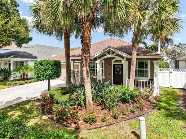 241 Clocktower Drive, Jupiter, FL 33458