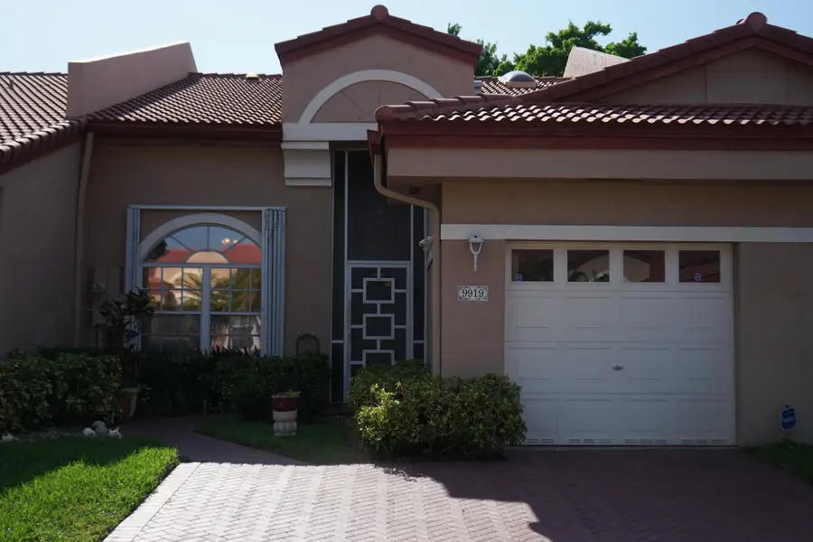 9919 Malvern Drive, Tamarac, FL 33321 - #2