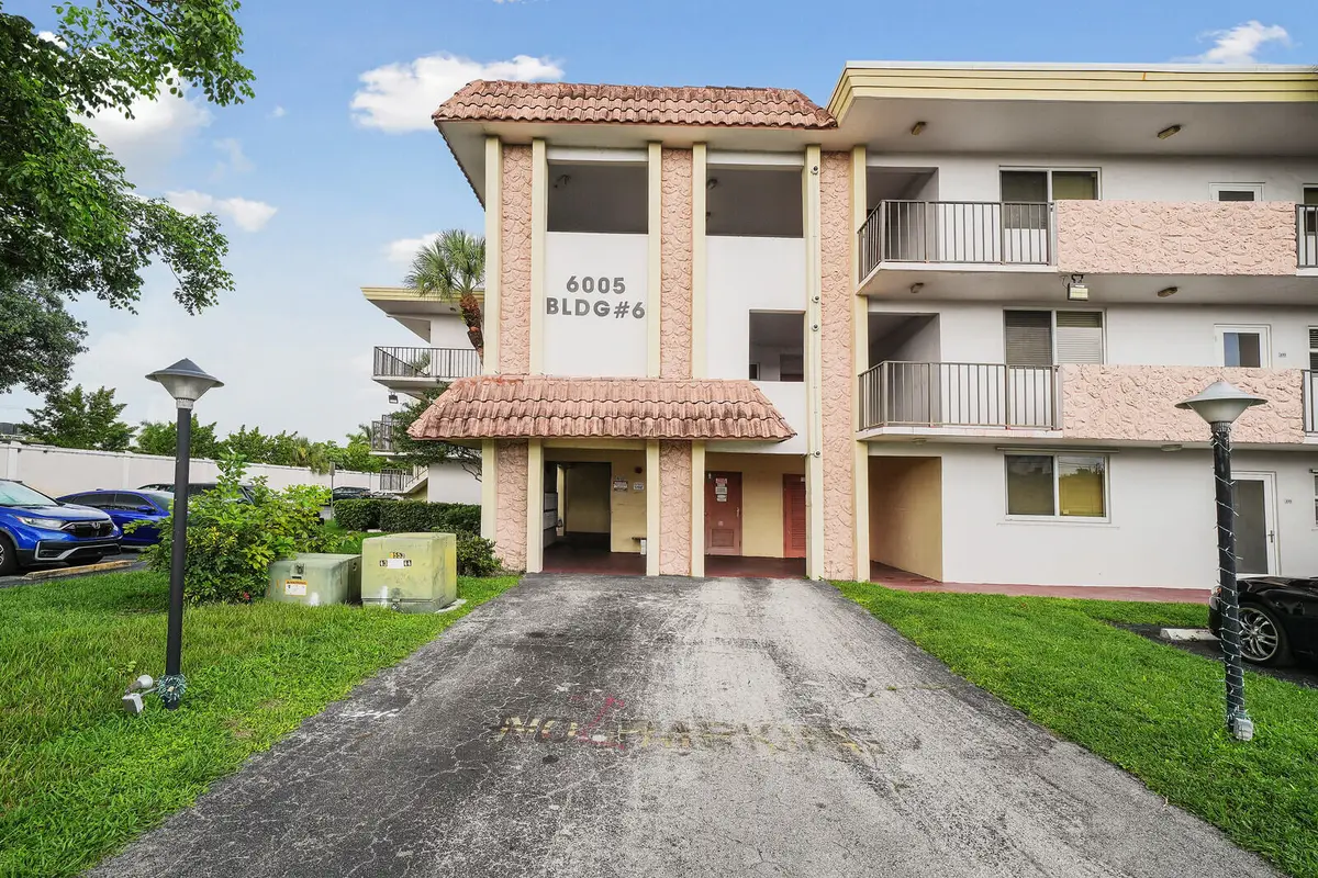 6005 Del Lago Circle #311, Sunrise, FL 33313 - #1