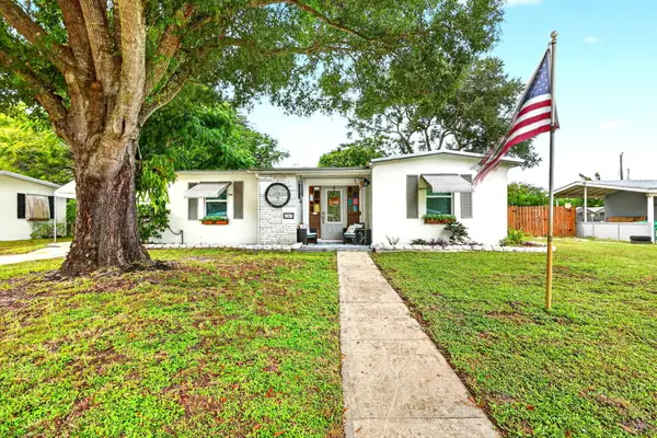 185 SE Serenata Court, Port St Lucie, FL 34983