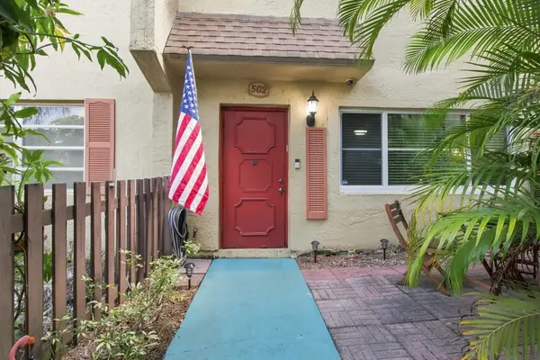 7175 Nova Drive, Davie, FL 33317