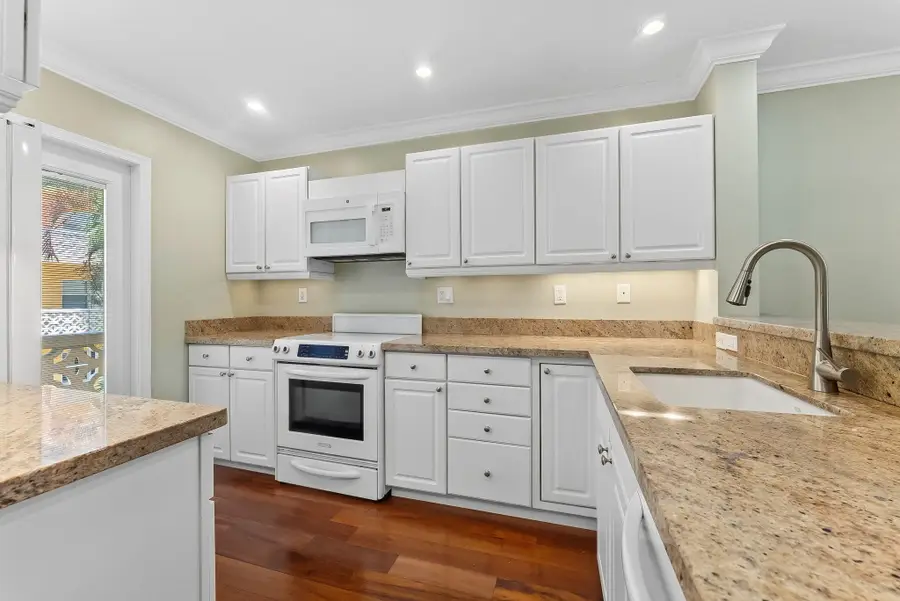 815 Middle River Drive #202, Fort Lauderdale, FL 33304 - #3