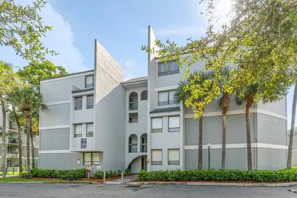 1880 N Congress Avenue #104, West Palm Beach, FL 33401